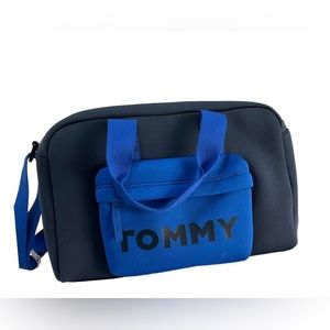 Carry your essentials comfortably in the Tommy Hilfiger® Elsie II Conver…